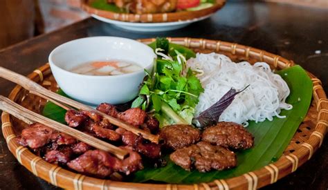 베트남 음식: 동남아시아의 맛과 한국의 식문화가 만나는 교차로